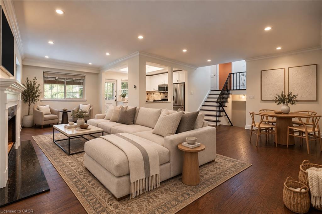 2039 Wakely Street Property Photo 4