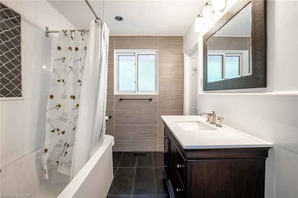 2039 Wakely Street Property Photo 15