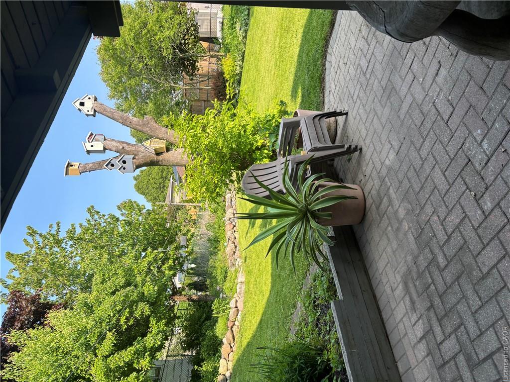 B-59 Nathaniel Crescent Property Photo 19
