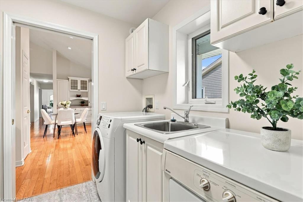 150 Wesley Crescent Property Photo 11