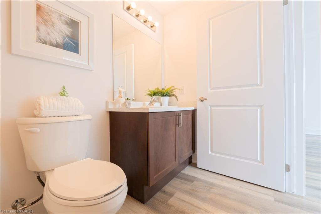 413-470 Dundas Street E Property Photo 12