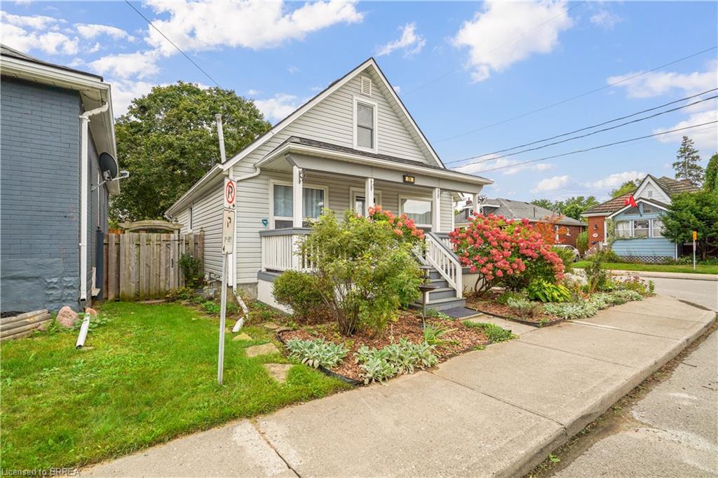 24 Elliott Avenue Property Photo 2