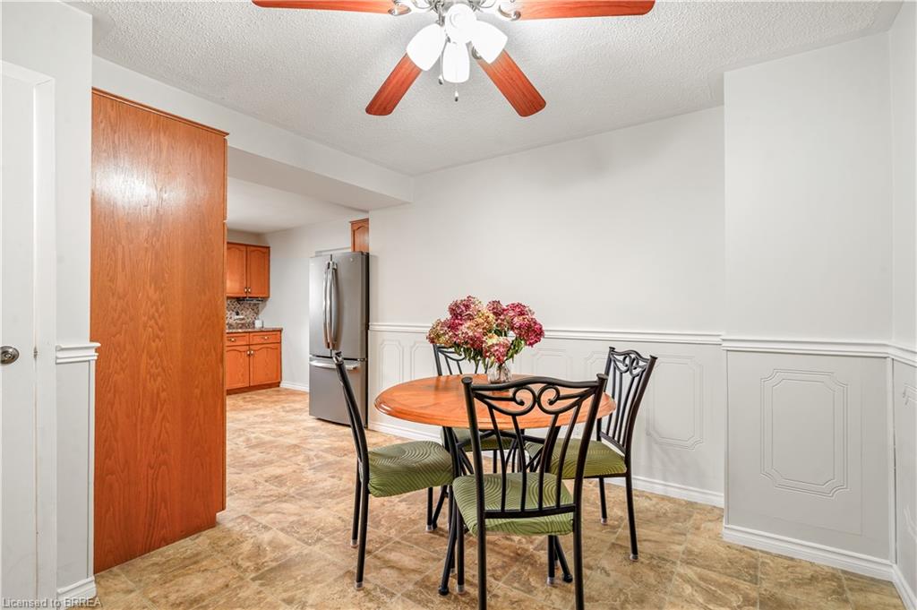 24 Elliott Avenue Property Photo 19