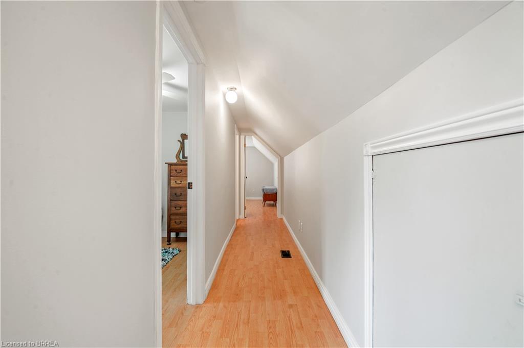 24 Elliott Avenue Property Photo 20