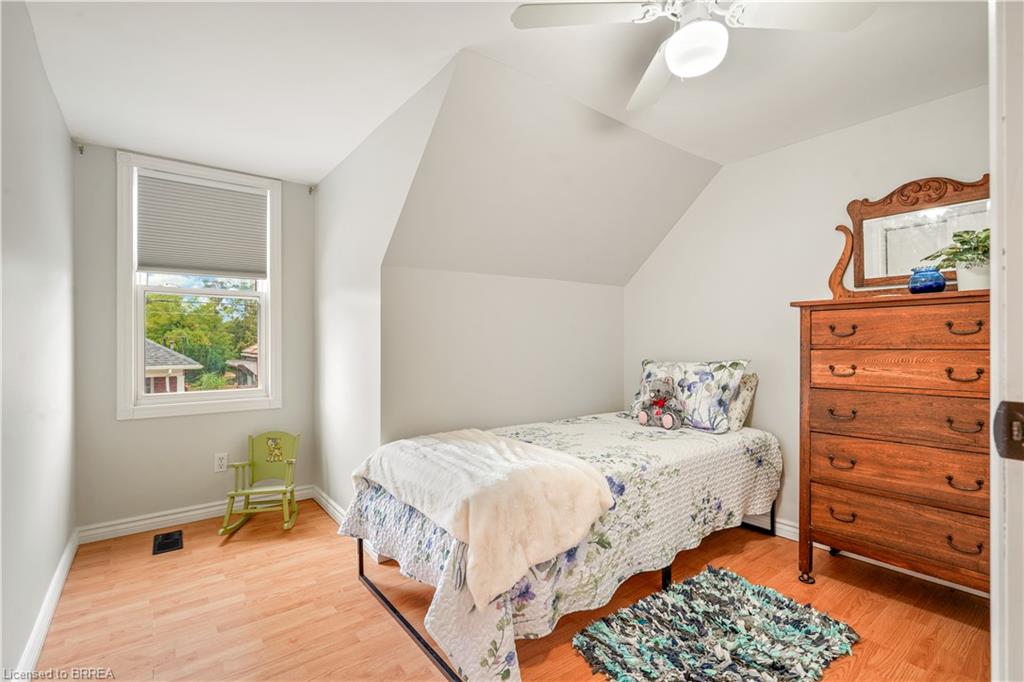24 Elliott Avenue Property Photo 21