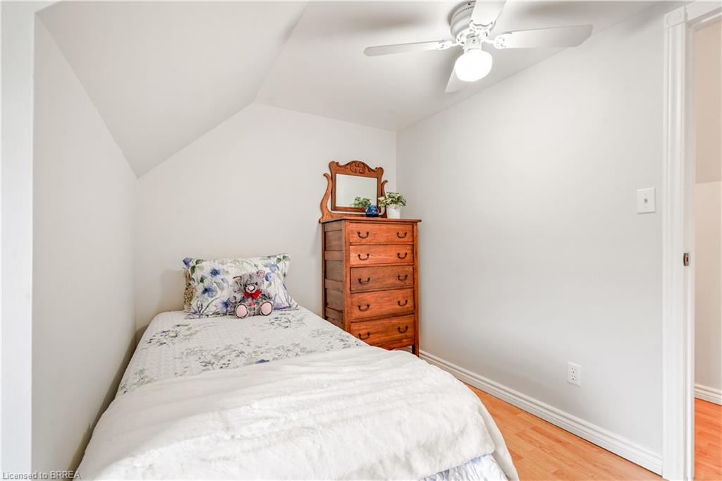 24 Elliott Avenue Property Photo 22