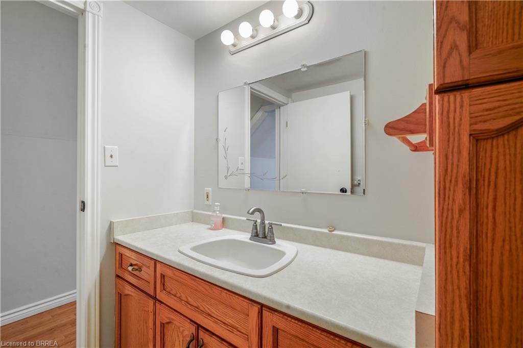24 Elliott Avenue Property Photo 25