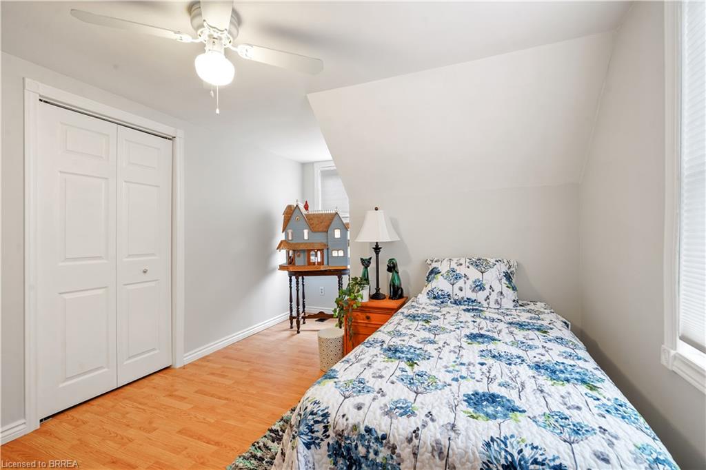 24 Elliott Avenue Property Photo 27