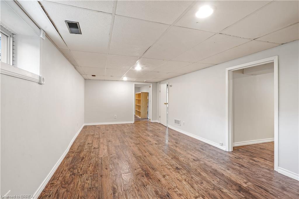 24 Elliott Avenue Property Photo 28