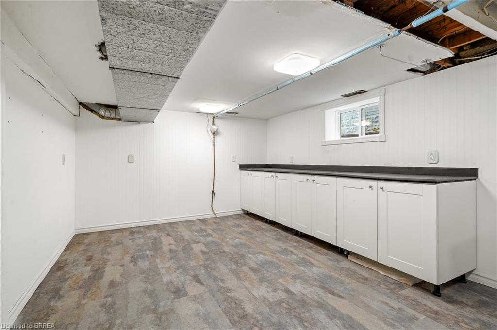 24 Elliott Avenue Property Photo 33