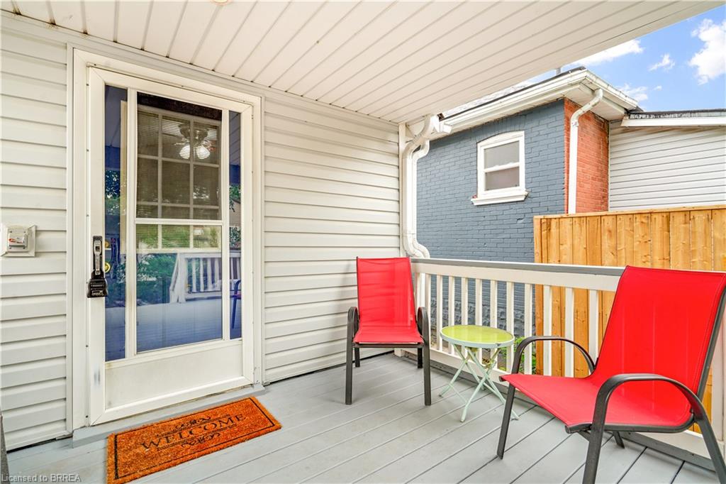 24 Elliott Avenue Property Photo 40