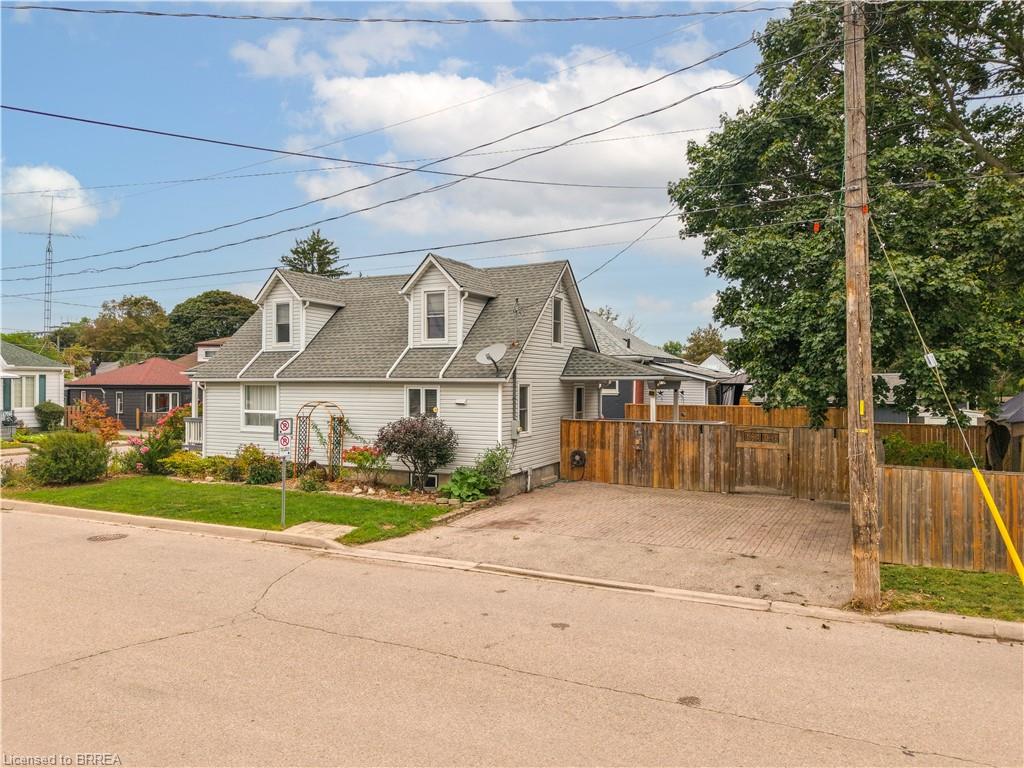 24 Elliott Avenue Property Photo 49