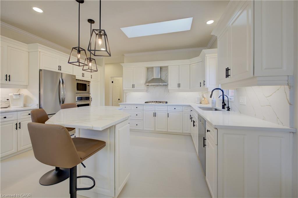 11 Cecil Kennedy Court Property Photo 8