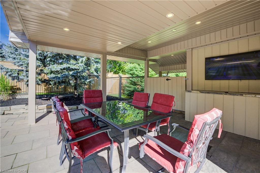 11 Cecil Kennedy Court Property Photo 35