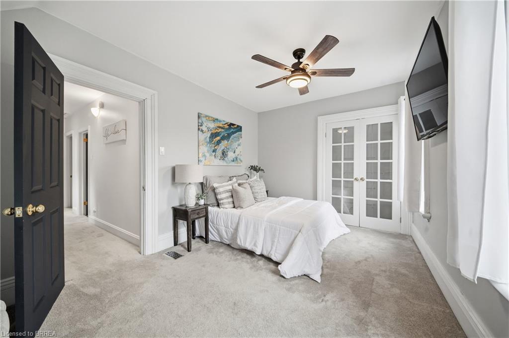 271 Park Avenue Property Photo 16