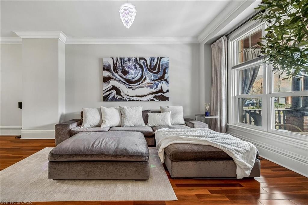 40 Stanley Avenue Property Photo 9