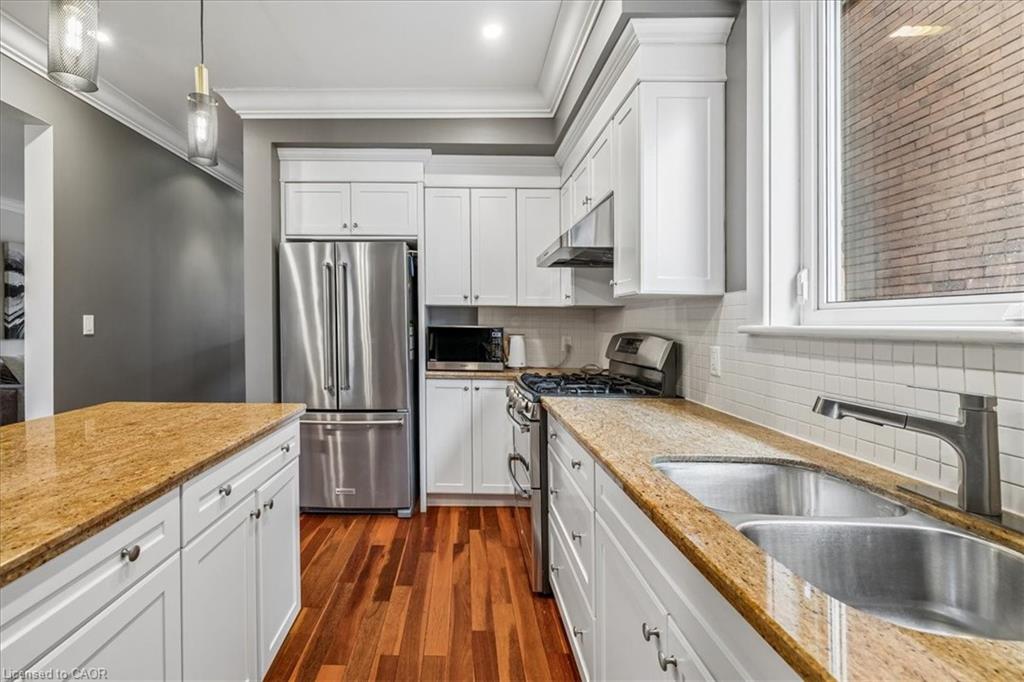 40 Stanley Avenue Property Photo 15