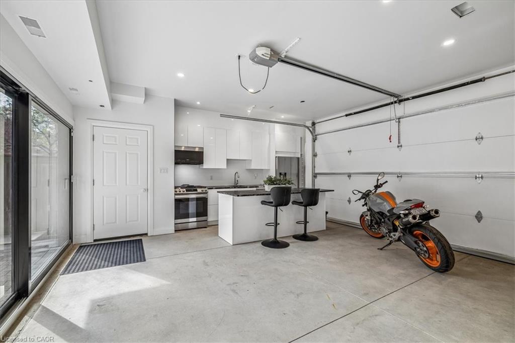40 Stanley Avenue Property Photo 40