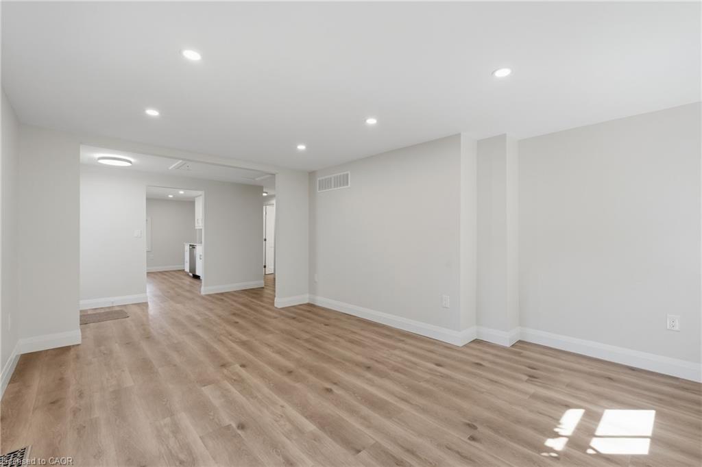 116 Dufferin Street Property Photo 15