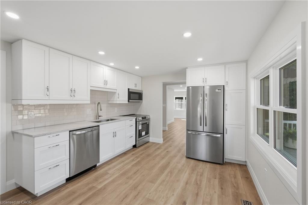 116 Dufferin Street Property Photo 18