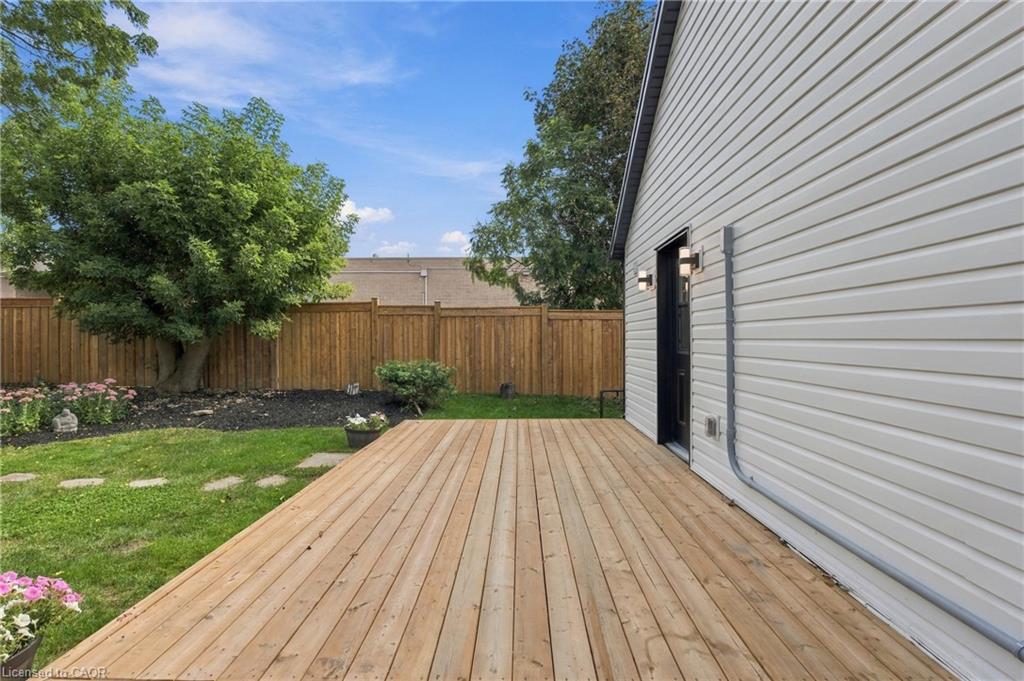 116 Dufferin Street Property Photo 35