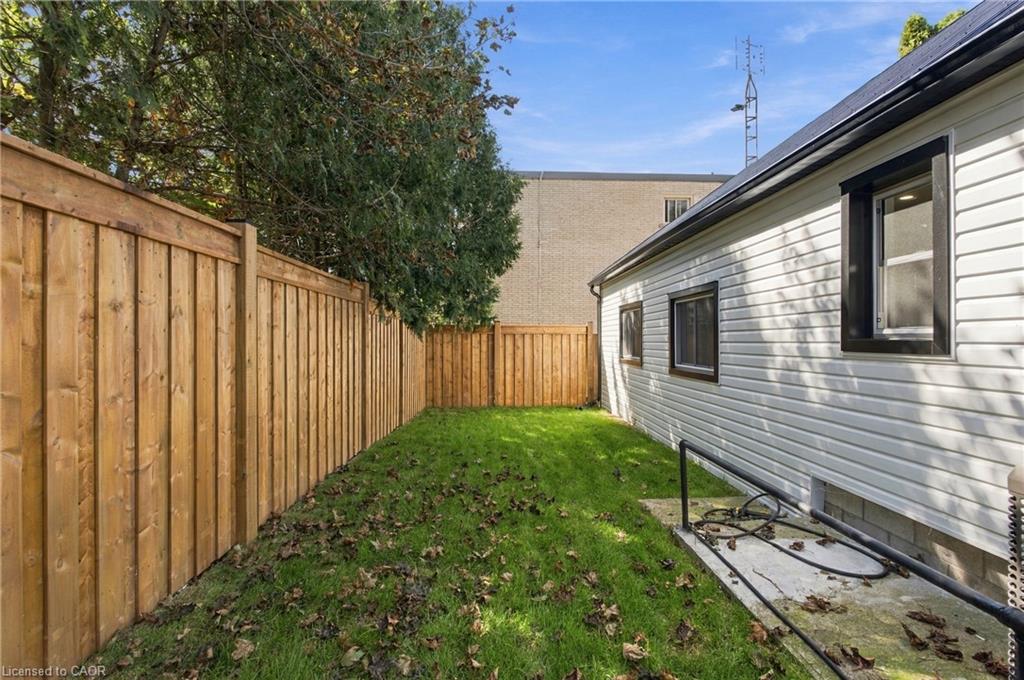 116 Dufferin Street Property Photo 38