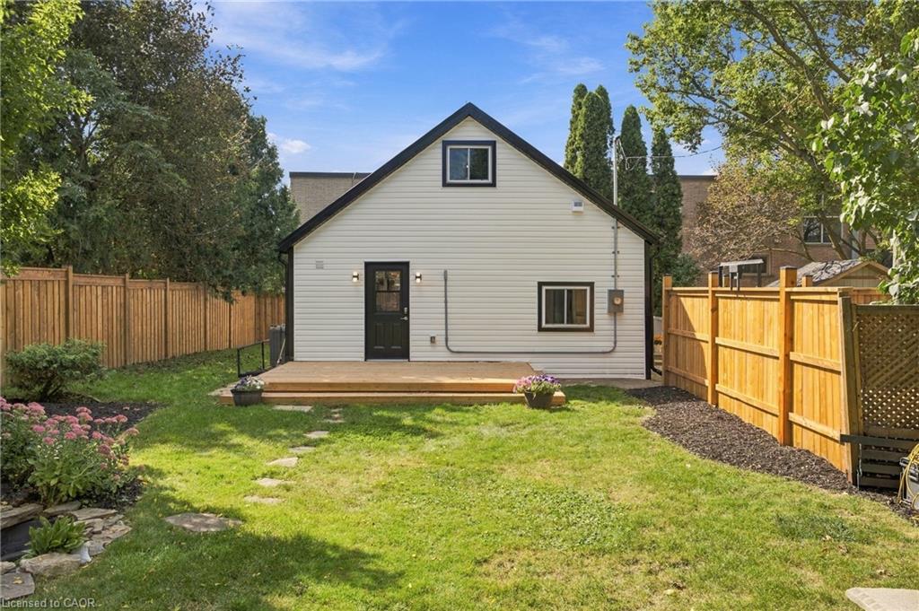 116 Dufferin Street Property Photo 41