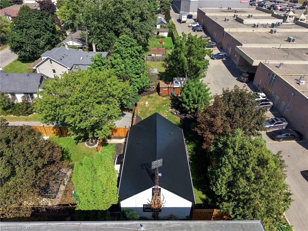 116 Dufferin Street Property Photo 47