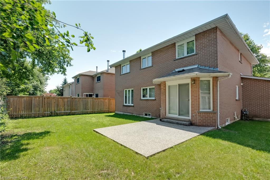 265 Mississaga Street Property Photo 31