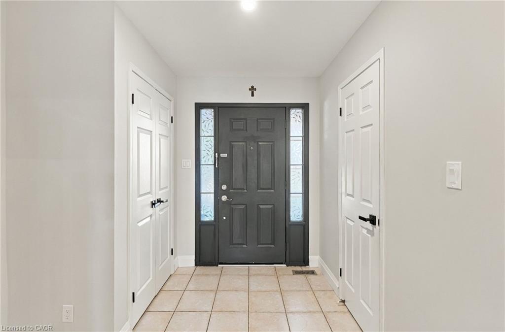 90 Foxborough Drive Property Photo 4