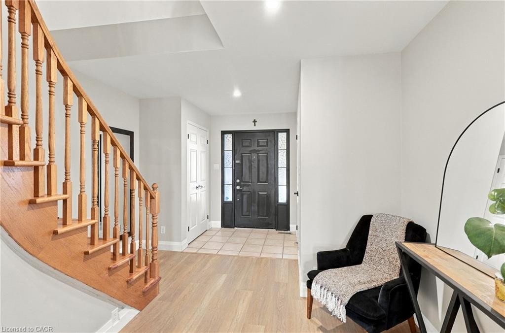 90 Foxborough Drive Property Photo 5