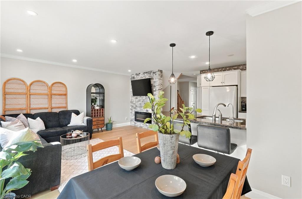 90 Foxborough Drive Property Photo 13