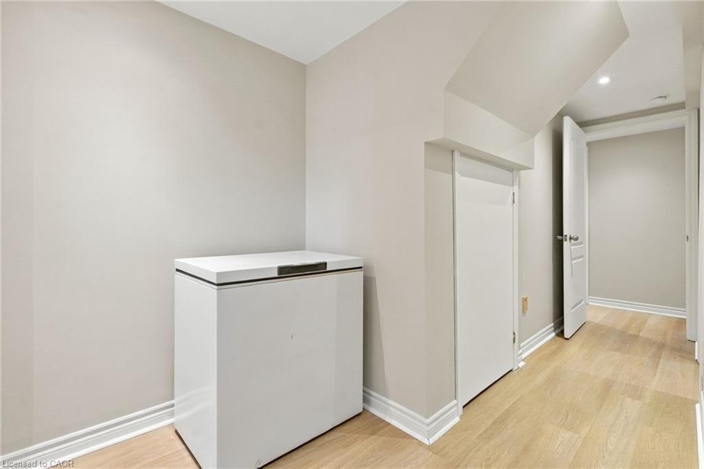 90 Foxborough Drive Property Photo 41