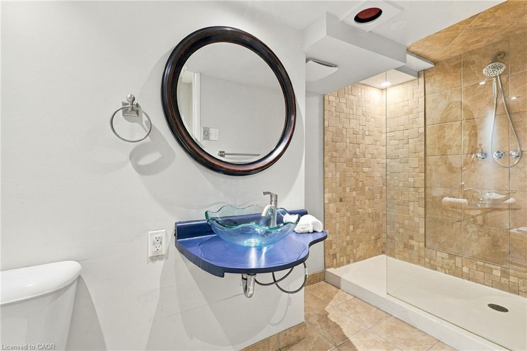 90 Foxborough Drive Property Photo 43