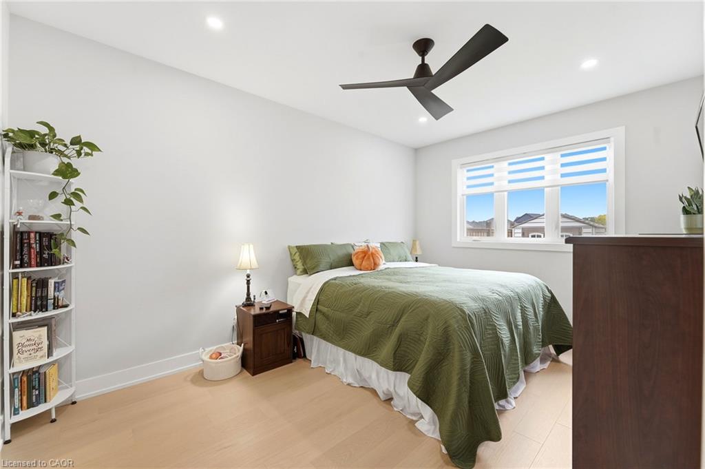 226 Lafayette Street E Property Photo 13