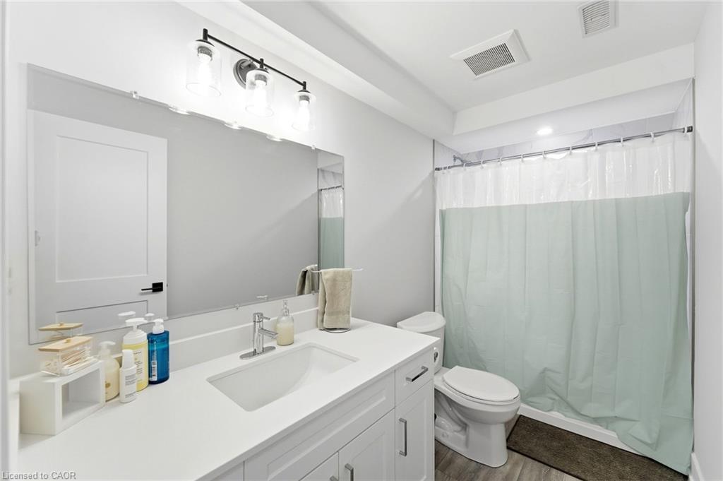 226 Lafayette Street E Property Photo 25
