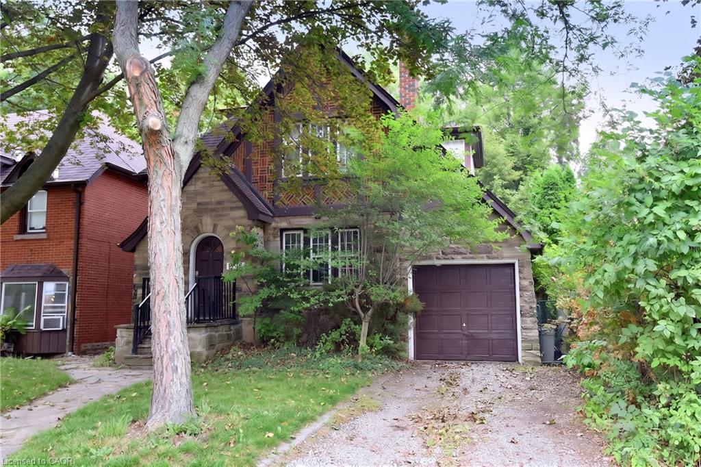 1236 King Street W Property Photo 2