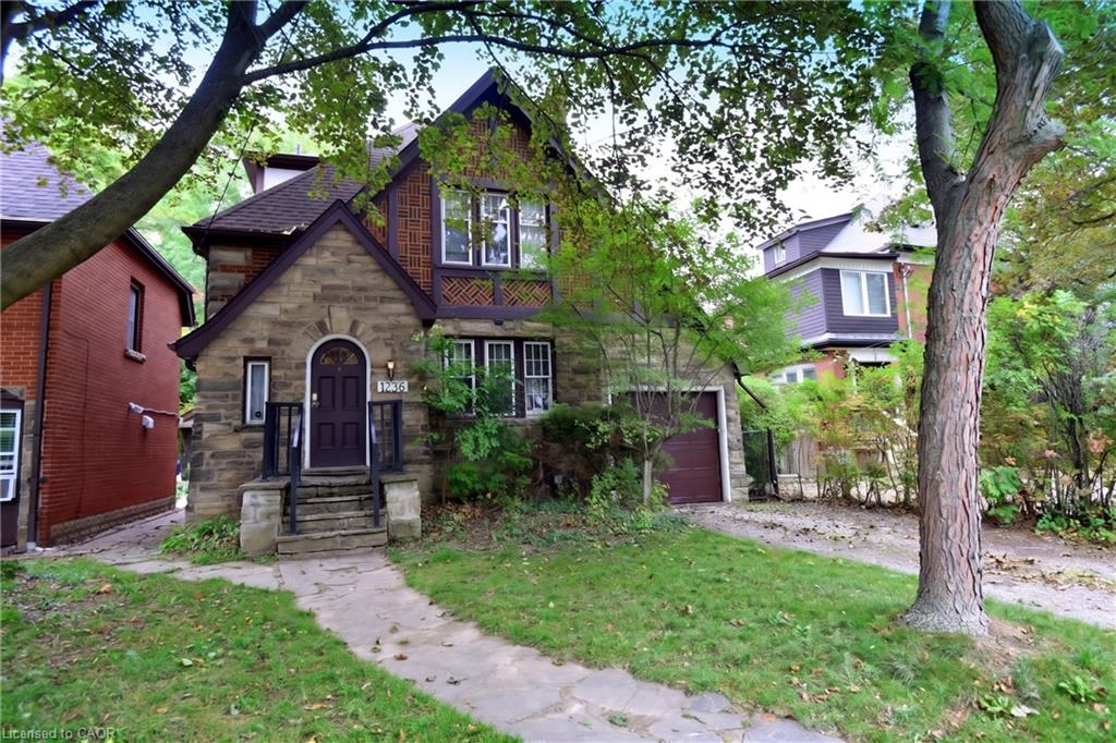 1236 King Street W Property Photo 3