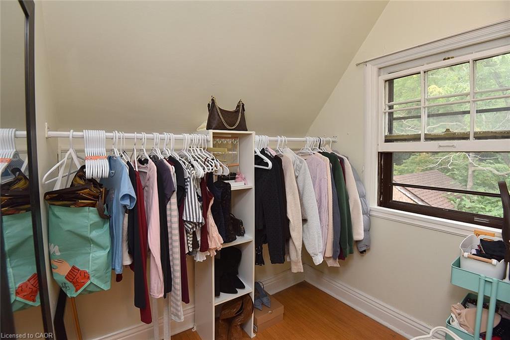 1236 King Street W Property Photo 22