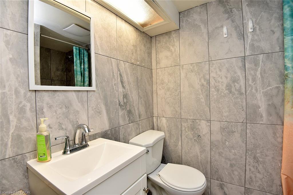 1236 King Street W Property Photo 28