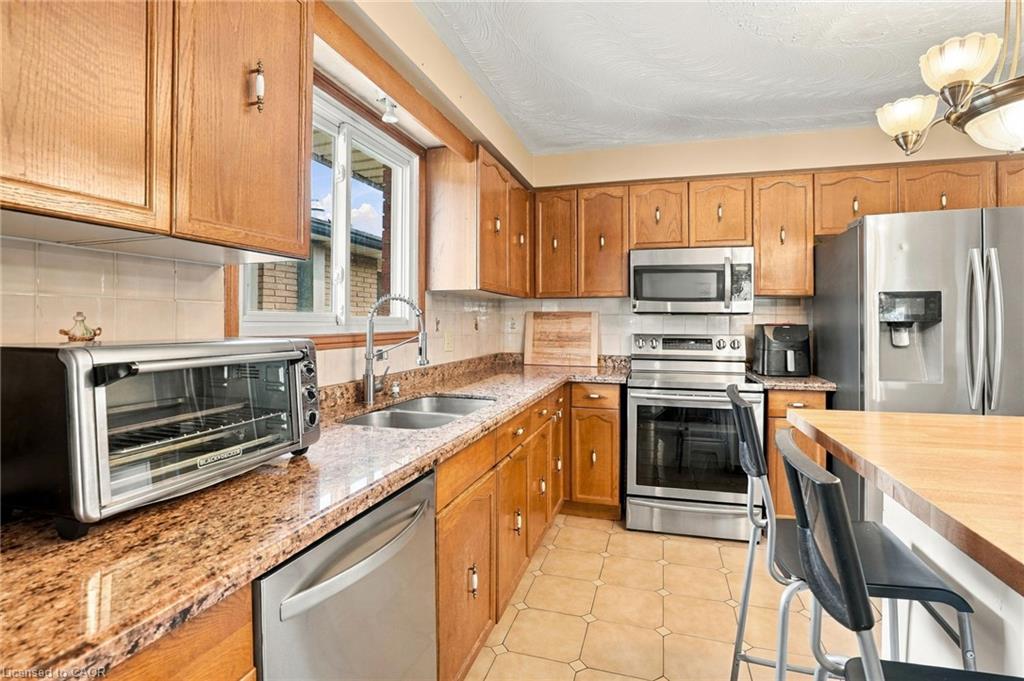42 Lasila Court Property Photo 12