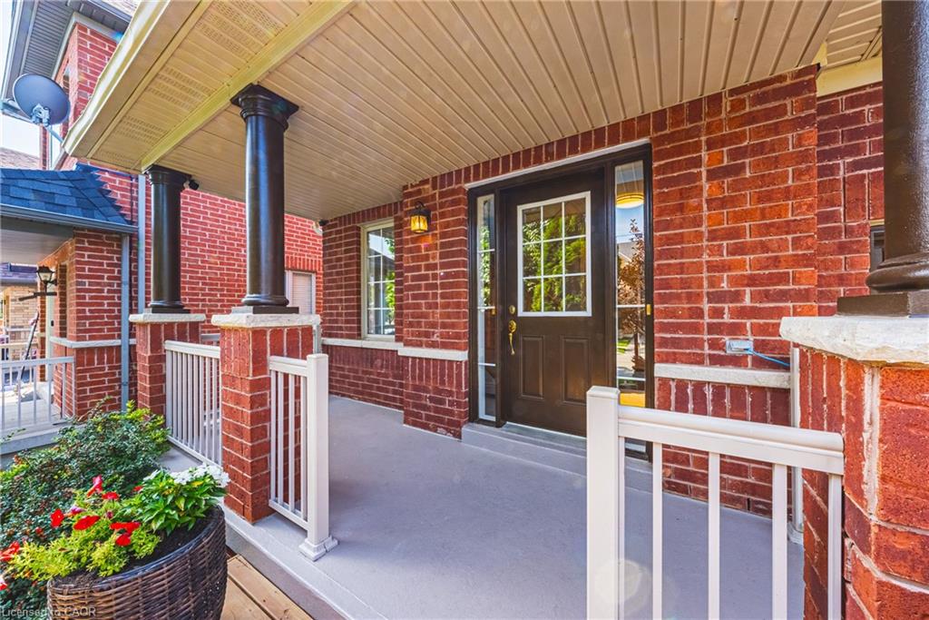 141 Lavery Heights Property Photo 4