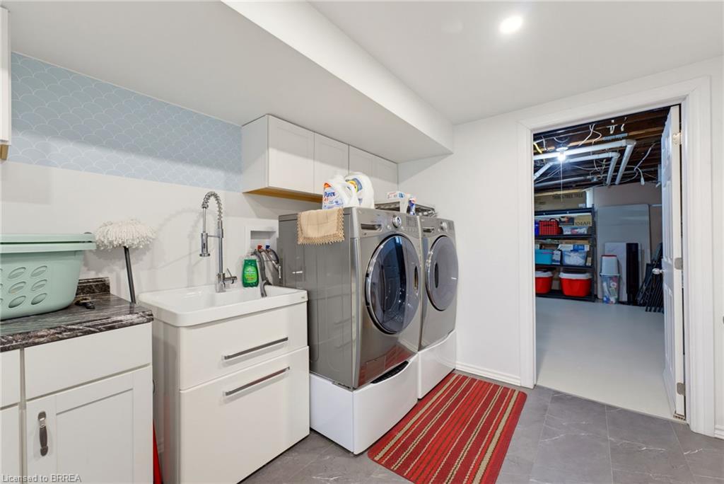 49 Morton Avenue Property Photo 17