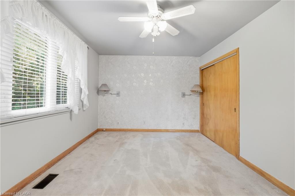 8 Hill Place Property Photo 21
