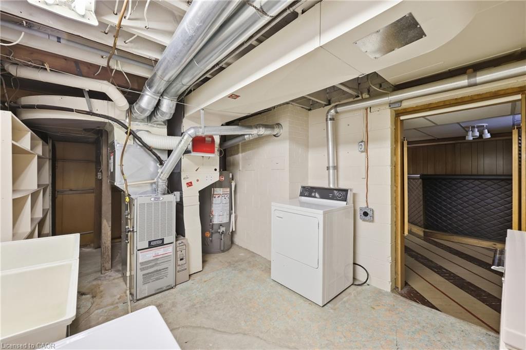 8 Hill Place Property Photo 25