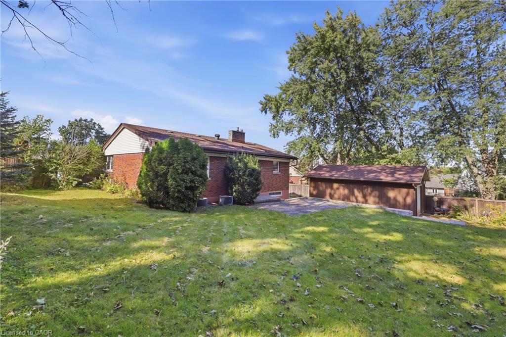 8 Hill Place Property Photo 36