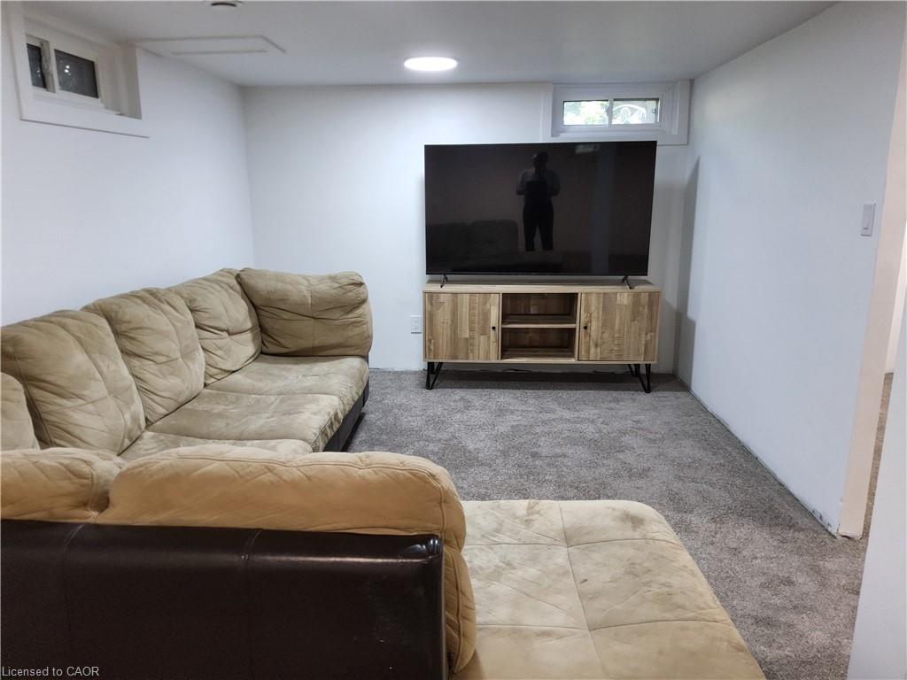 33 Lee Avenue Property Photo 16
