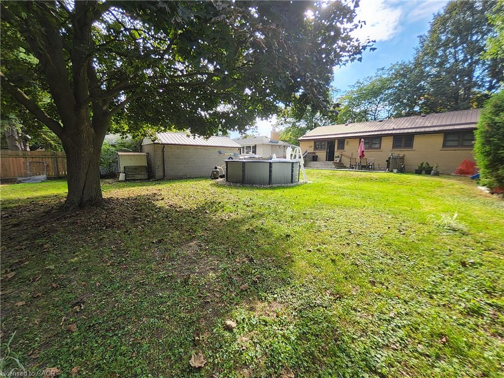 33 Lee Avenue Property Photo 25