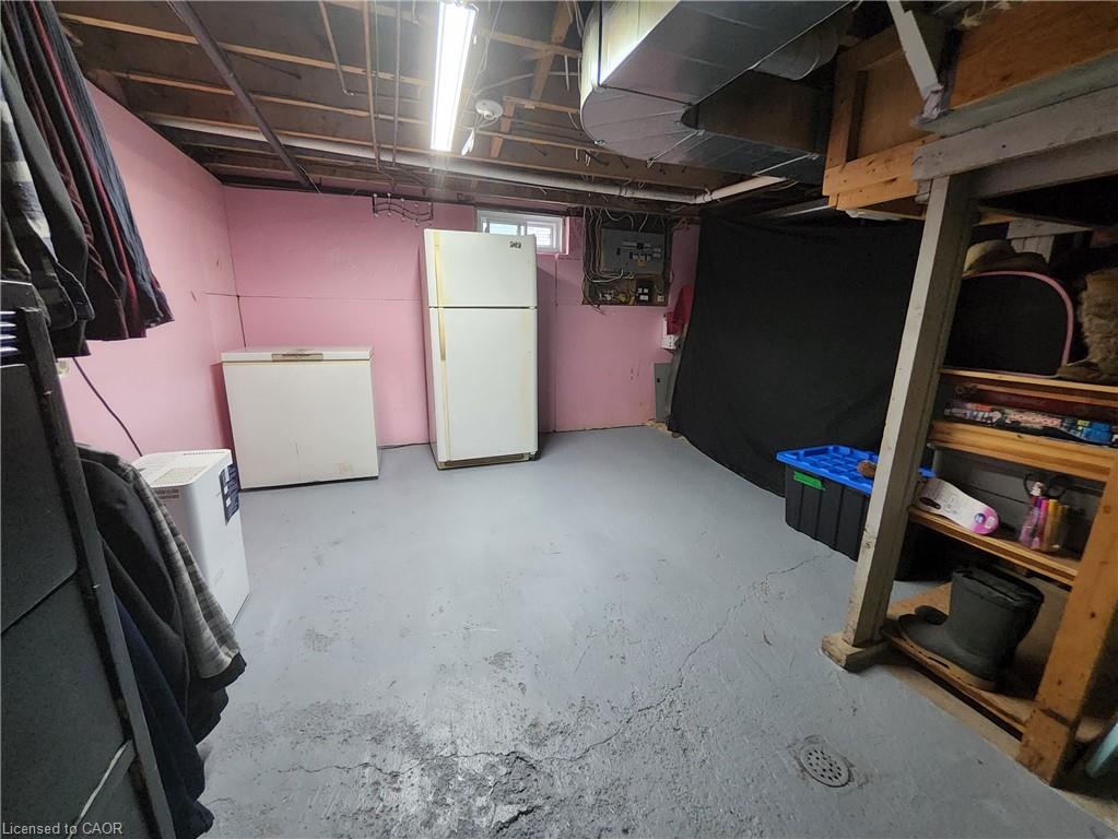 33 Lee Avenue Property Photo 27