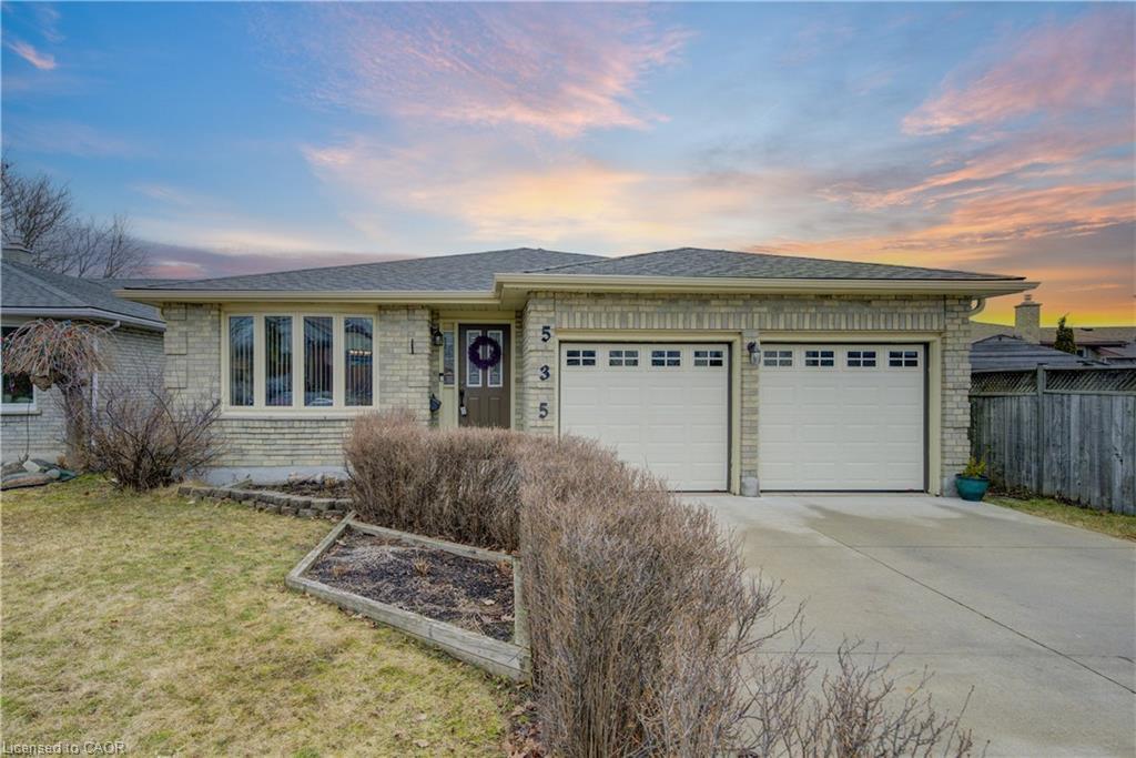 535 Appledale Crescent Property Photo 1